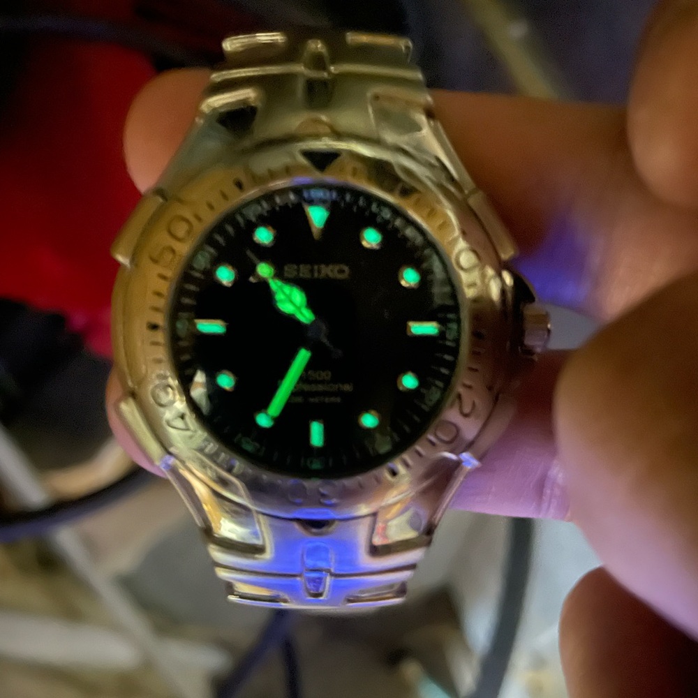 SEIKO SE-560 H BLACK DIAL Silvertone band! Working GREAT - Picture 10 of 10